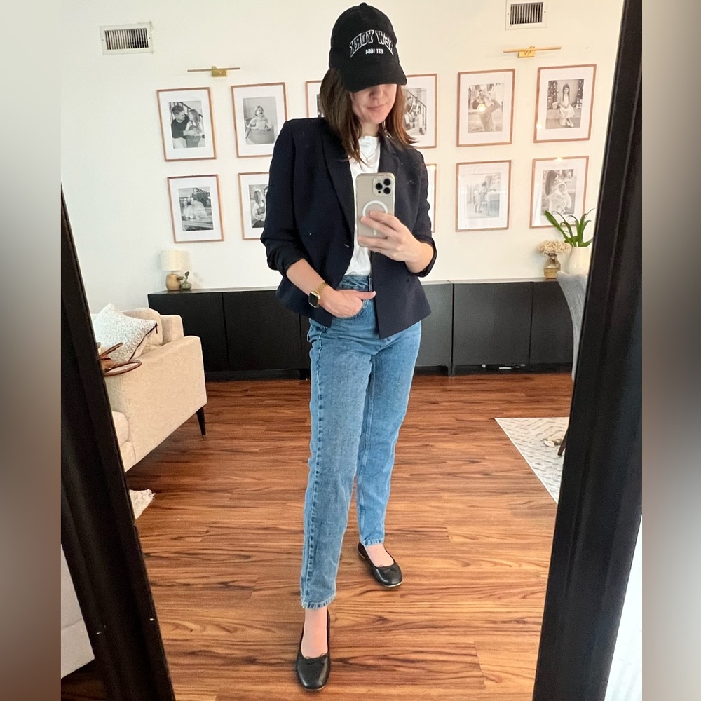 Urban Outfitters BDG Mom Jean size 28W/32L